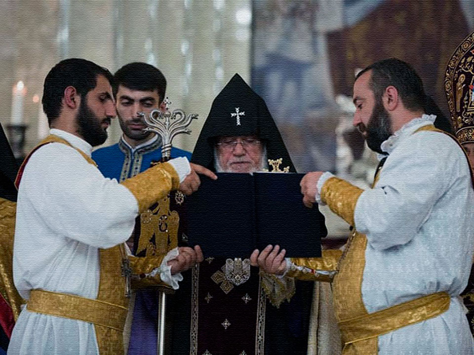 армянский обряд в церкви